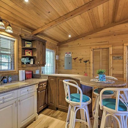 House With Dock And Slide Situated On Lake Sinclair! Sparta المظهر الخارجي الصورة