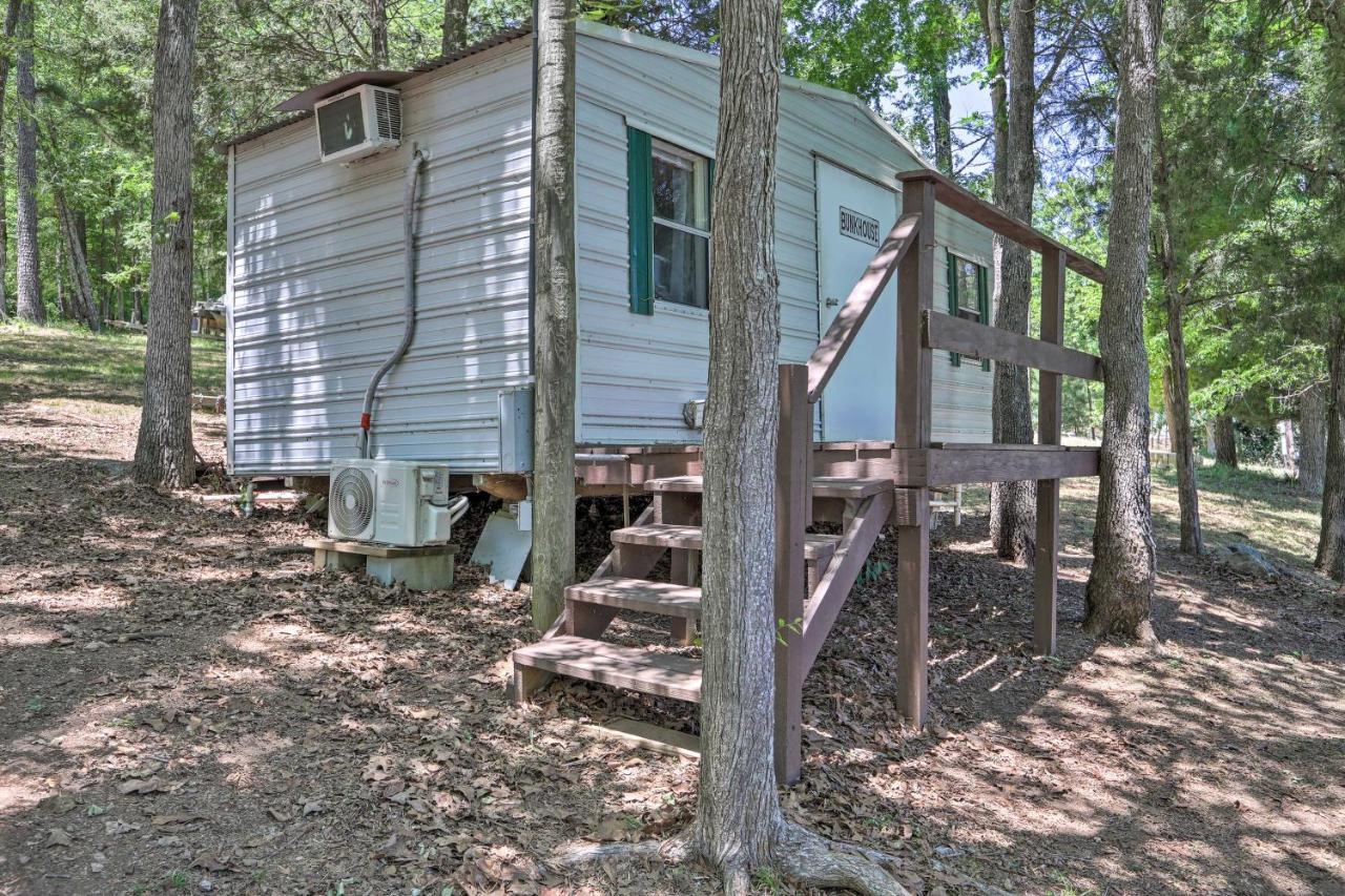House With Dock And Slide Situated On Lake Sinclair! Sparta المظهر الخارجي الصورة